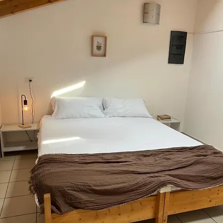 Casa Rossa Hostal *