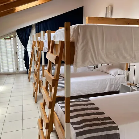 Casa Rossa Hostel
