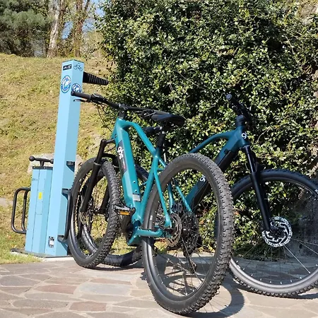 Casa Rossa Laveno-Mombello