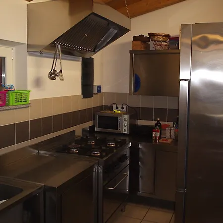 Casa Rossa Hostel Laveno-Mombello