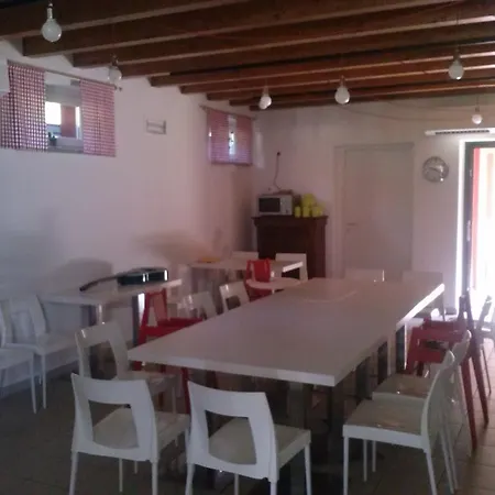 Albergue Casa Rossa *