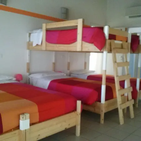 Casa Rossa Hostel Laveno-Mombello