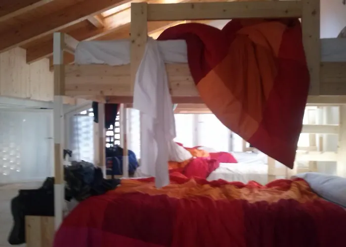 Albergue Casa Rossa Laveno-Mombello