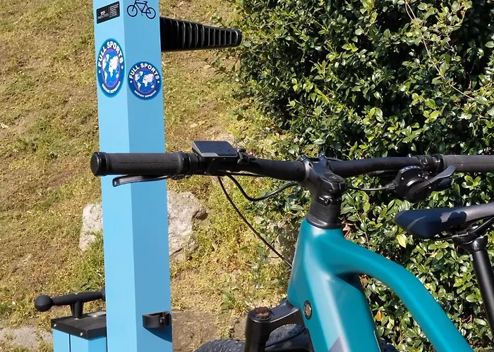 Casa Rossa Albergue Laveno-Mombello