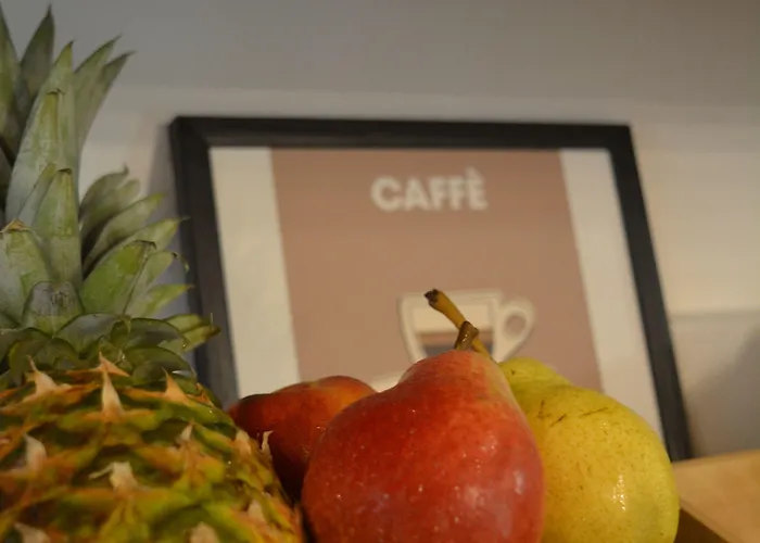 Casa Rossa Ostello Laveno-Mombello