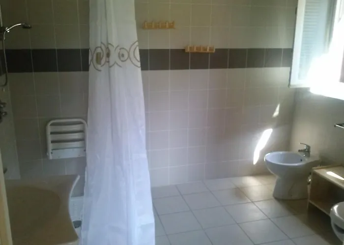 Albergue Casa Rossa Laveno-Mombello