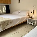 Casa Rossa אכסניה